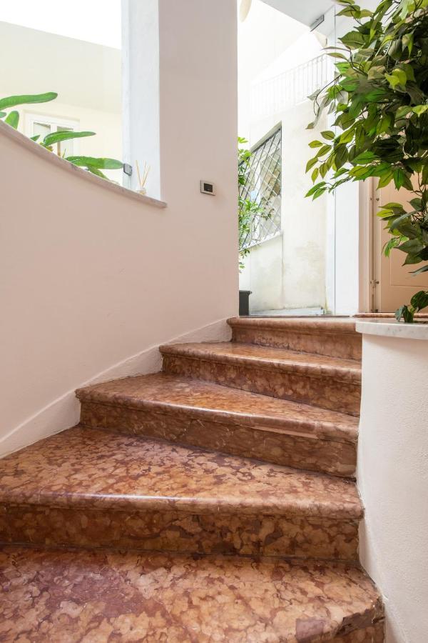 Moncada Suites & Apartments Palermo Exterior foto